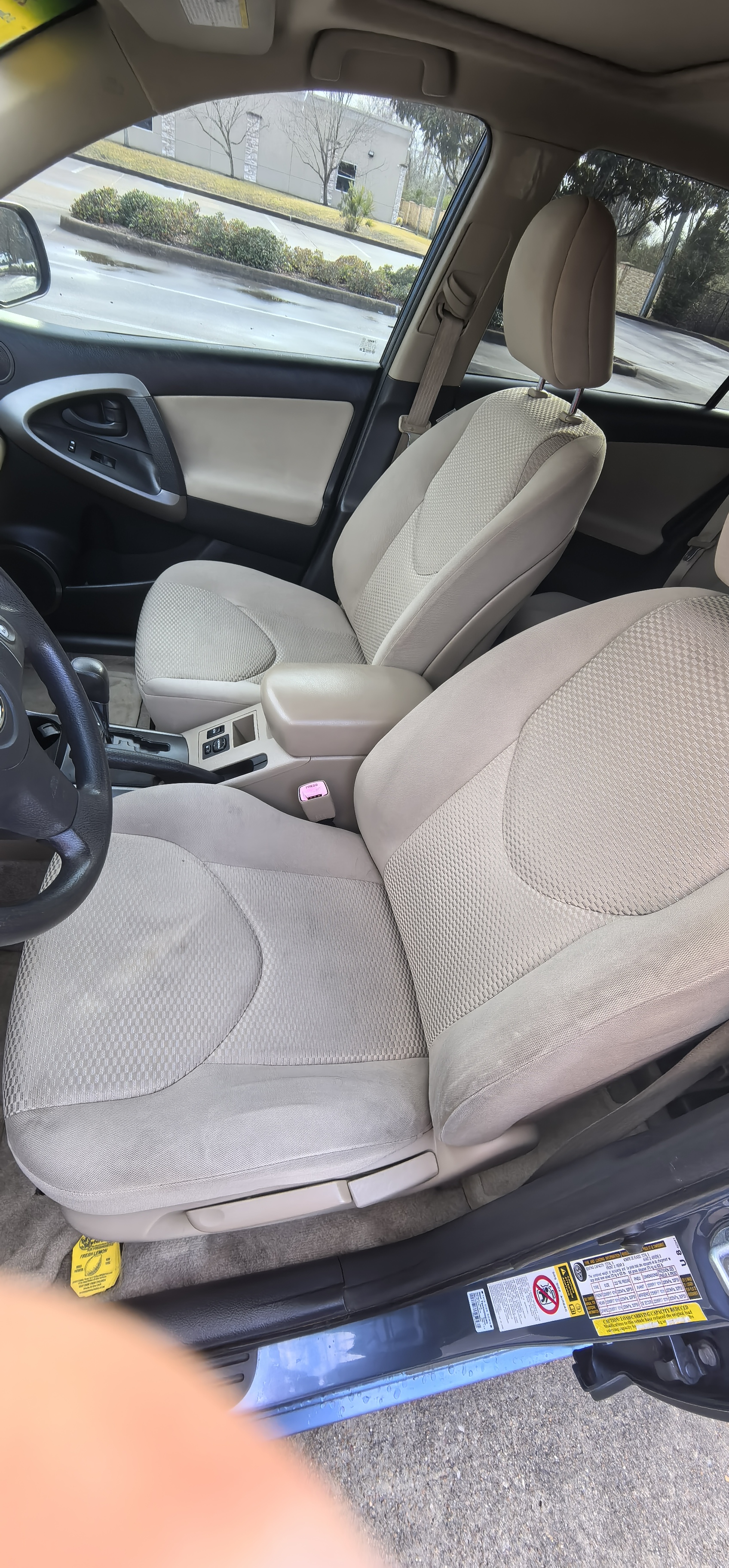2011 Toyota RAV4 Base - Photo 9