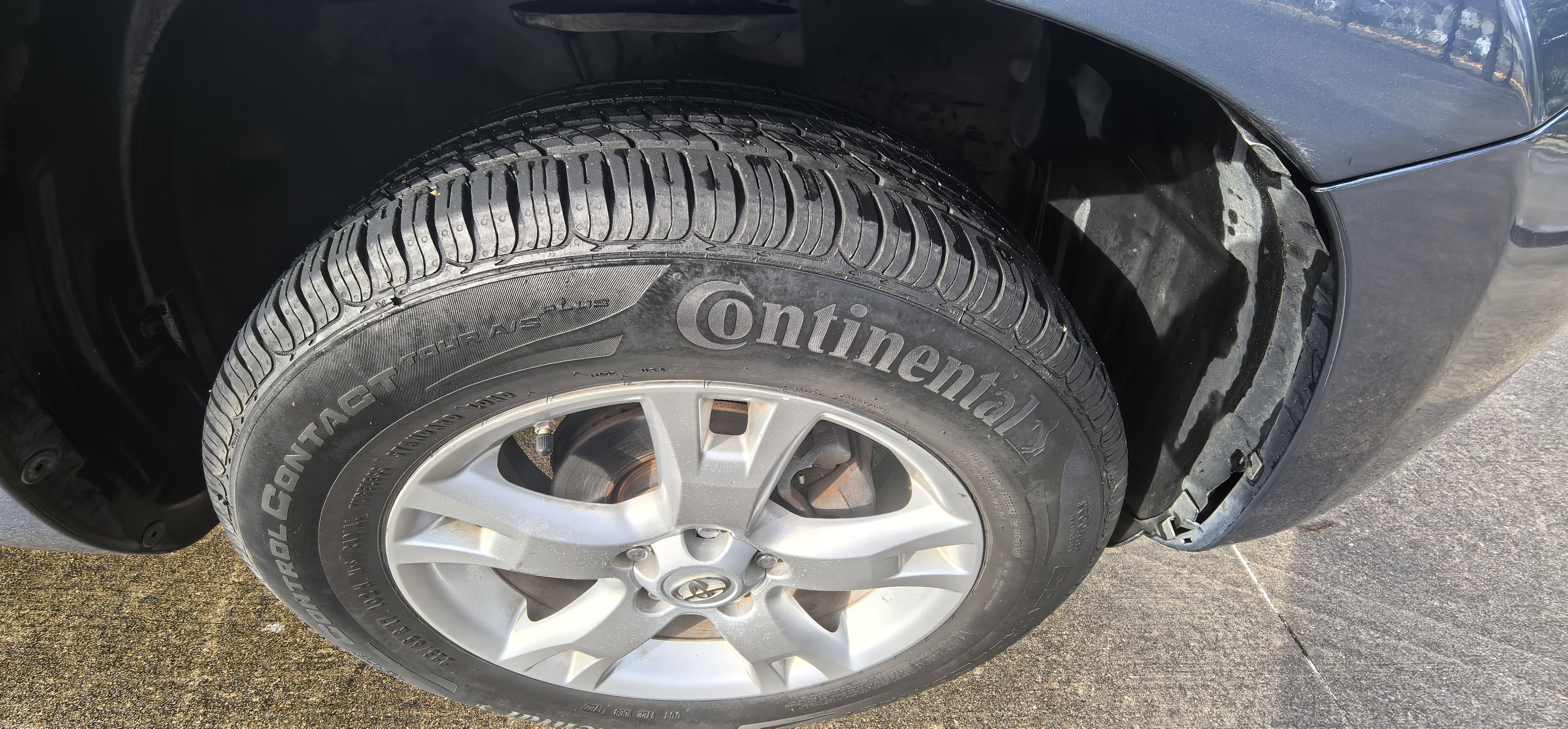 2011 Toyota RAV4 Base - Photo 16